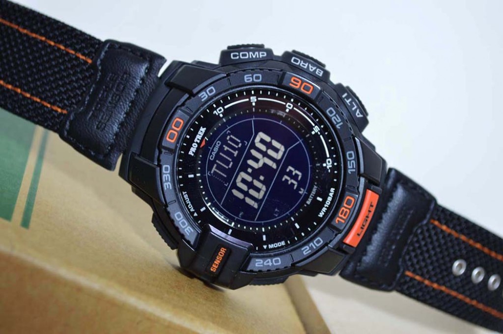 Casio Men's PRG-270B-1CR PRO TREK Aviator Watch