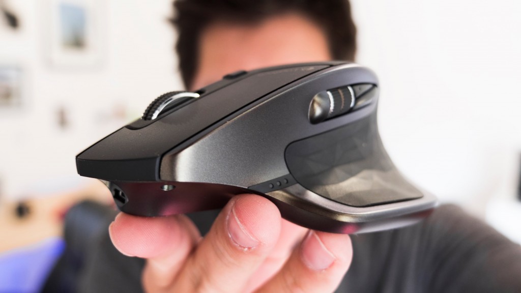 Logitech MX Master Wireless Mouse Show