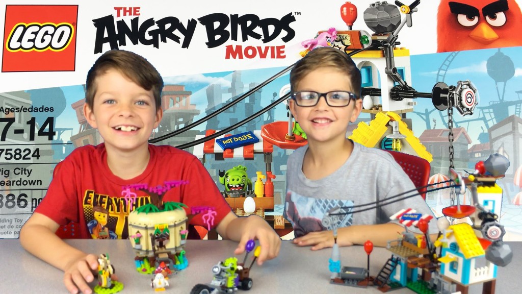 LEGO Angry Birds 75824 Pig City Teardown