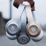 Beats Solo2 Wireless On-Ear Headphones – Silver $199.99
