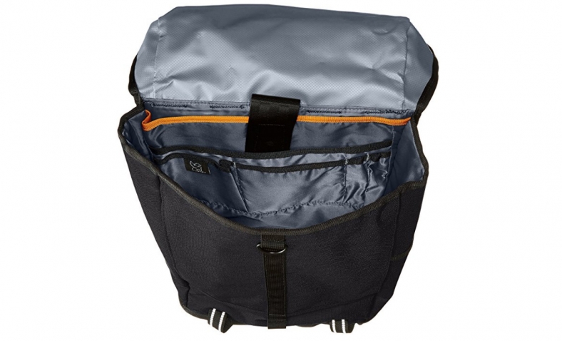 Chrome BG-208-BK Black One Size Soma 2.0 Messenger Bag $120.00