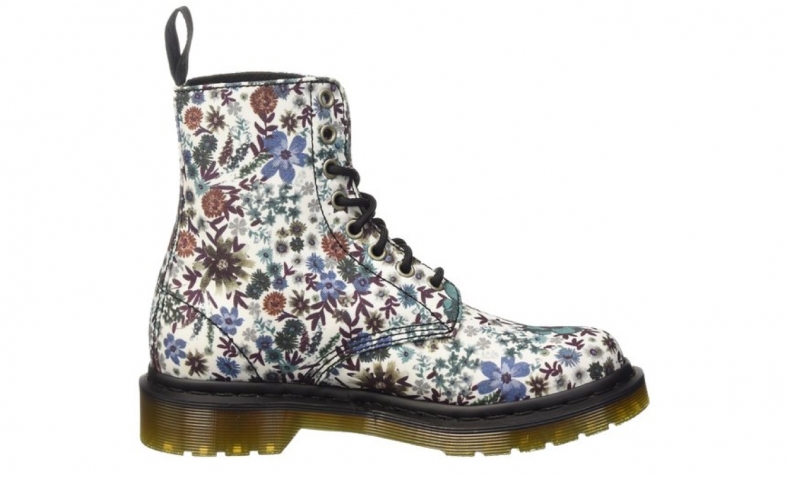Dr. Martens Page Wanderlust Off White, Women’s Boat Shoes £41.83