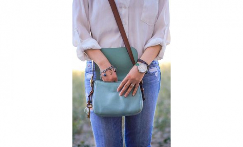 49% off!  Fossil Harper Small Cross Body Bag $75.06