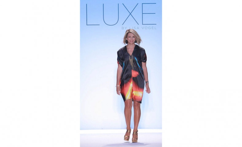 LUXE by Lisa Vogel Women’s Swimsuit, Black, 8$25.92