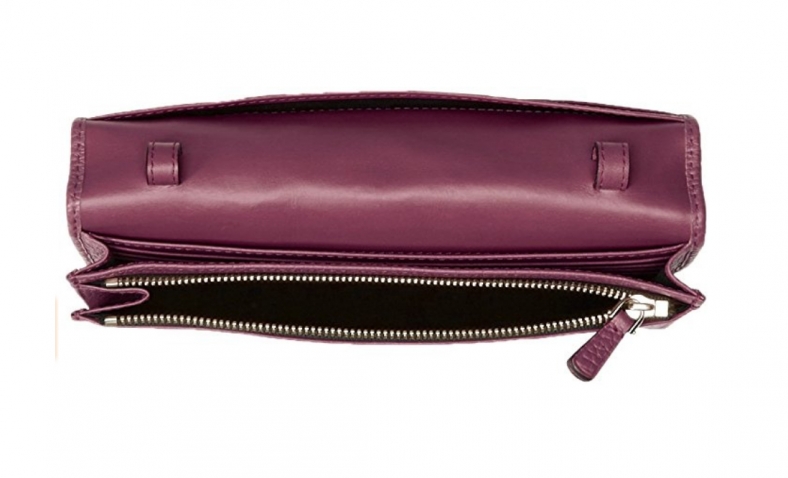 61% off!   Marc Jacobs Gotham City Slgs Leather Strap Wallet $101.18