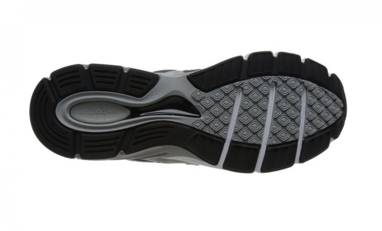 Black Friday! 2016 new!  New Balance Men’s M990V4 Running Shoe $108.46