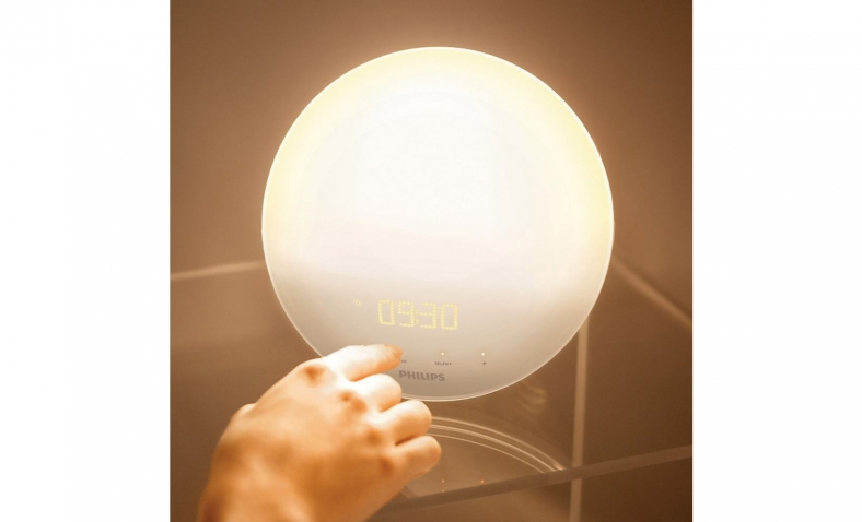 Philips Wake-Up Light with Sunrise Simulation, White, HF3500 $49.99