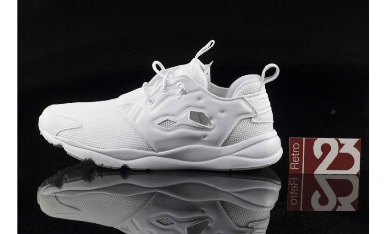 38% off!  Reebok Men’s Furylite Fashion Sneaker, White, 9 M US $44.28