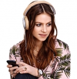 Bang & Olufsen BeoPlay H6 Headphone – Natural Leather £148.99